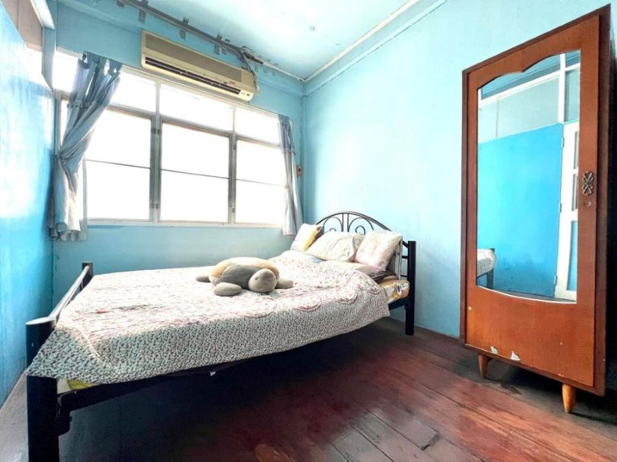 ขายด่วน !!! อาคารพาณิชย์ ซ.จันทน์ 45 แยก 3